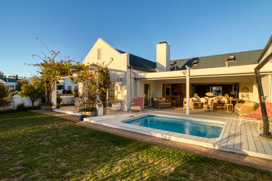 4 Bedroom Property for Sale in Croydon Vineyard Estate Western Cape